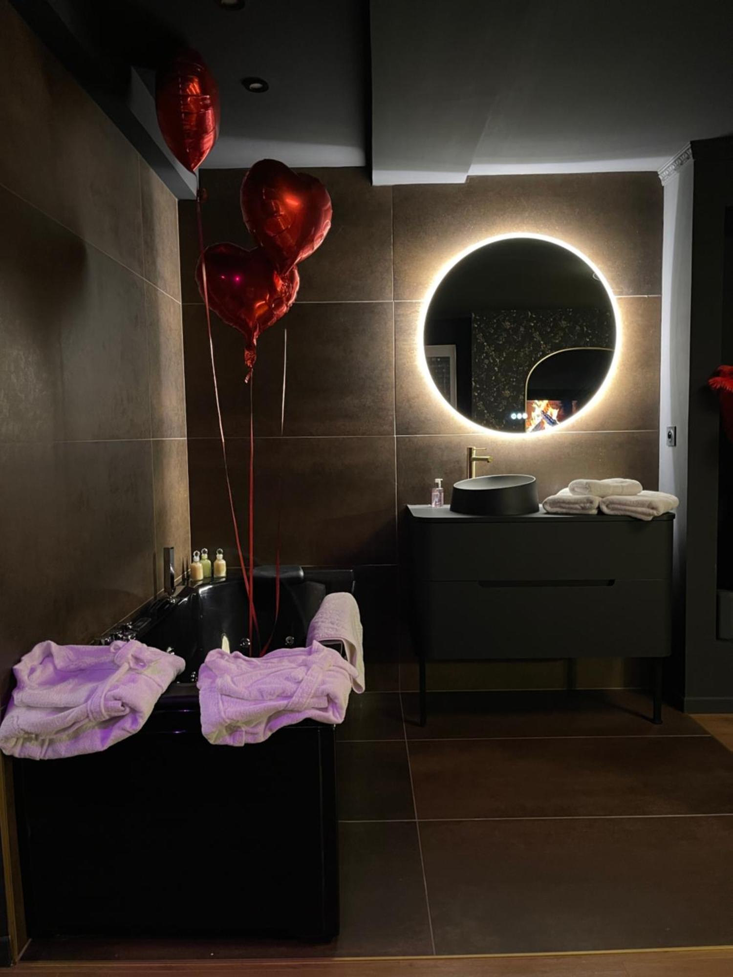 Love Room Casa Amore Prades  Eksteriør billede