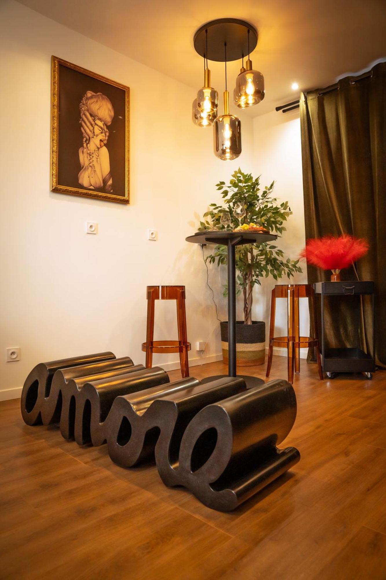 Love Room Casa Amore Prades  Eksteriør billede